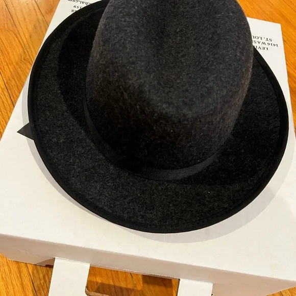 Bruno Capelo Fadro, Charcoal Dark Grey/Black Size Large - Picture 2 of 4